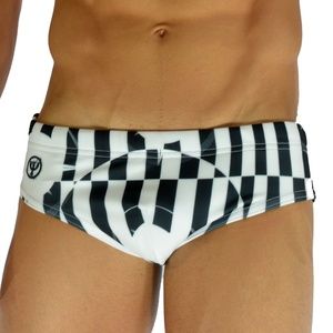 BATTYSTA MEN'S SWIMSUIT